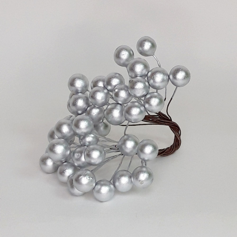 картинка Ягоды на ветке 10мм-40шт цв.серебро от магазина Пряжа Макошь Ярославль