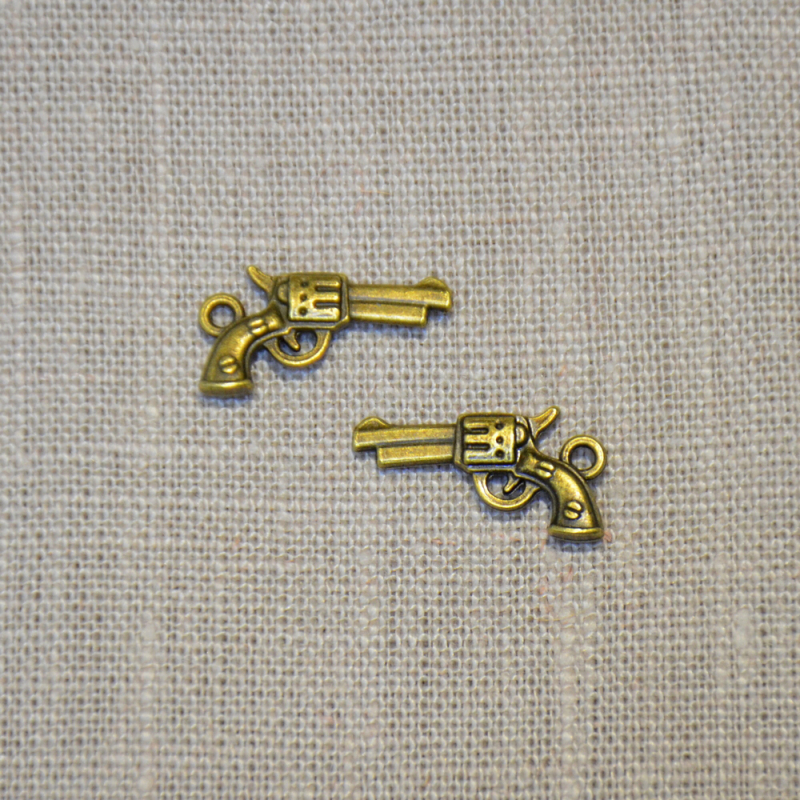 картинка Подвеска Пистолет 22x12 бронза(8731) от магазина Пряжа Макошь Ярославль