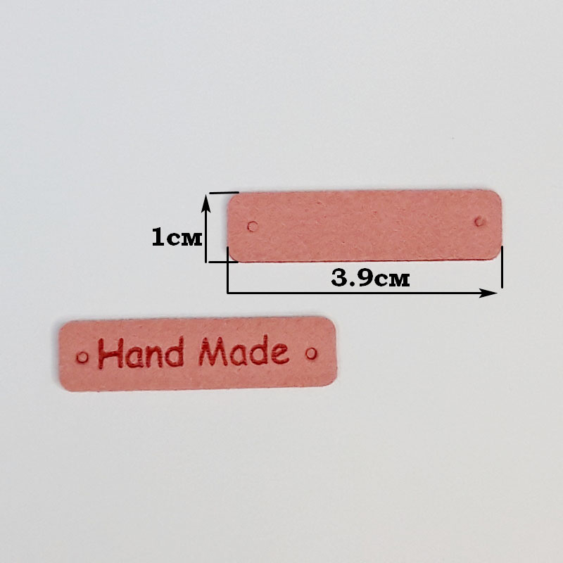 картинка Бирка кожаная "Hand made" 39×10мм цв.красный от магазина Пряжа Макошь Ярославль