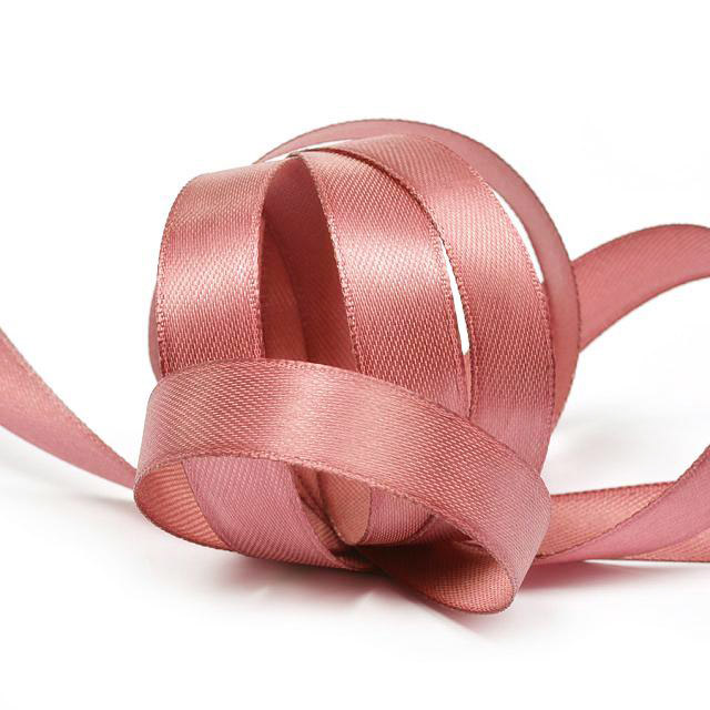 картинка Лента атласная 1,2 см*25 ярд дымчато-розовый №146 от магазина Пряжа Макошь Ярославль